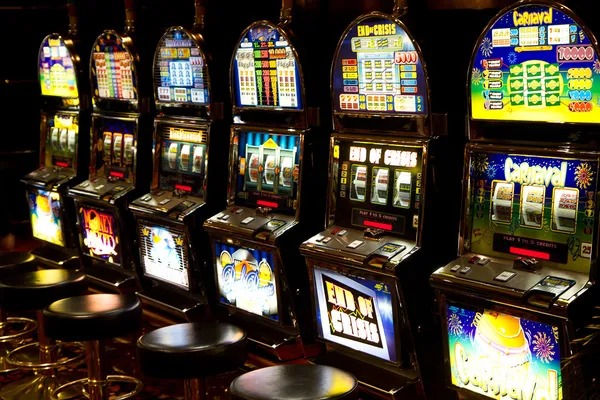 atm 4d live Valorant betting interface with game information updates